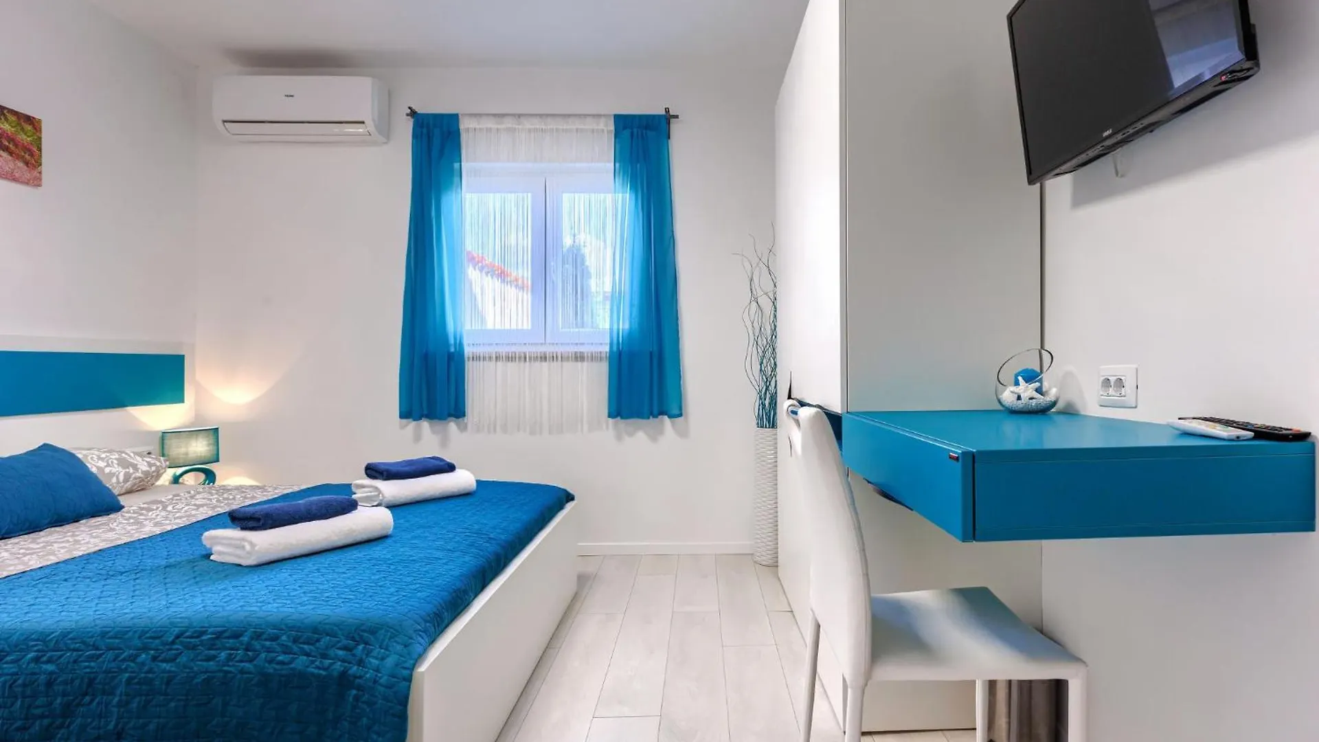 Apartment David By Interhome Loborika