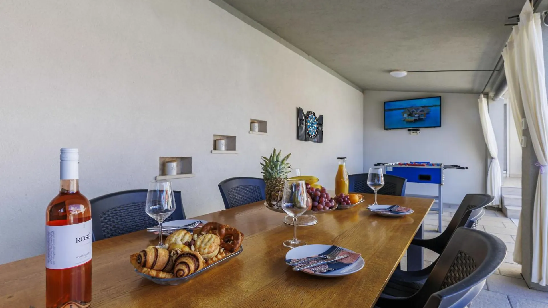 Apartment David By Interhome Loborika