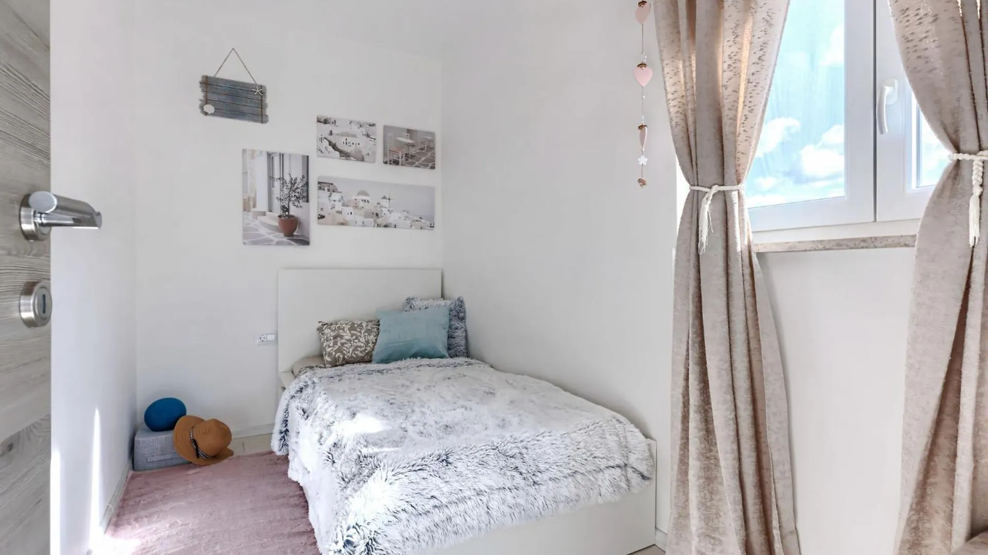 Apartment David By Interhome Loborika